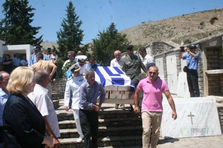 Ήπειρος: Βρέθηκαν τα οστά 100 Ελλήνων πεσόντων στο Αλβανικό Μέτωπο – Οι στιγμές υπέρτατης συγκίνησης (εικόνες, βίντεο)